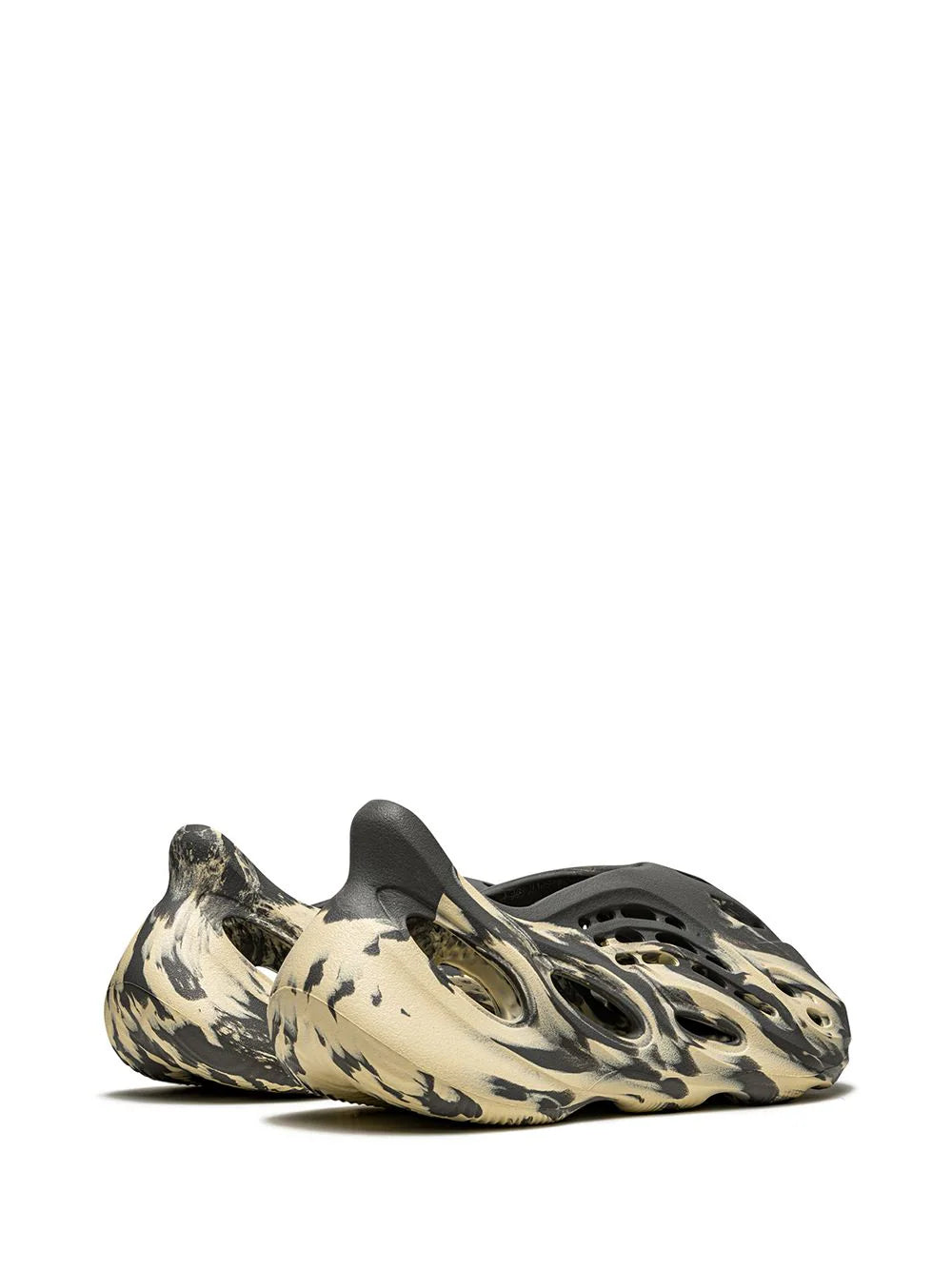 ADIDAS FOAM RUNNER GREY