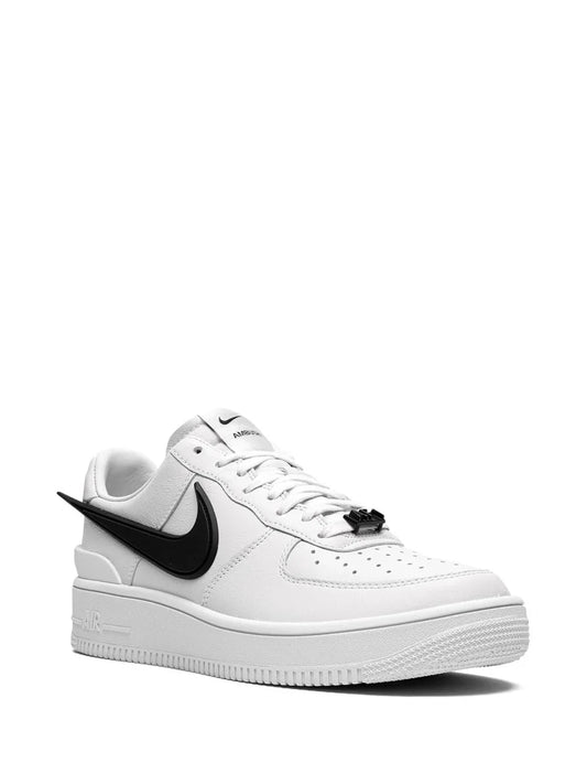 NIKE AIRFORCE 1 LOW X AMBUSH WHITE