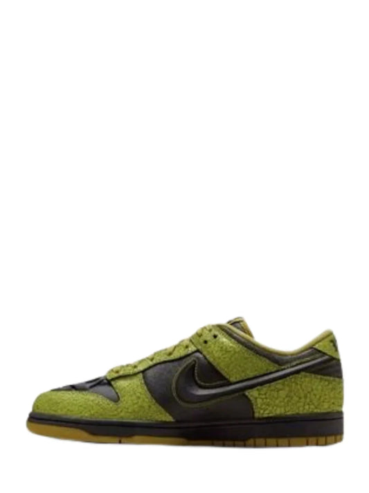 NIKEE DUNK LOW QS HALLOWEEN SKULL