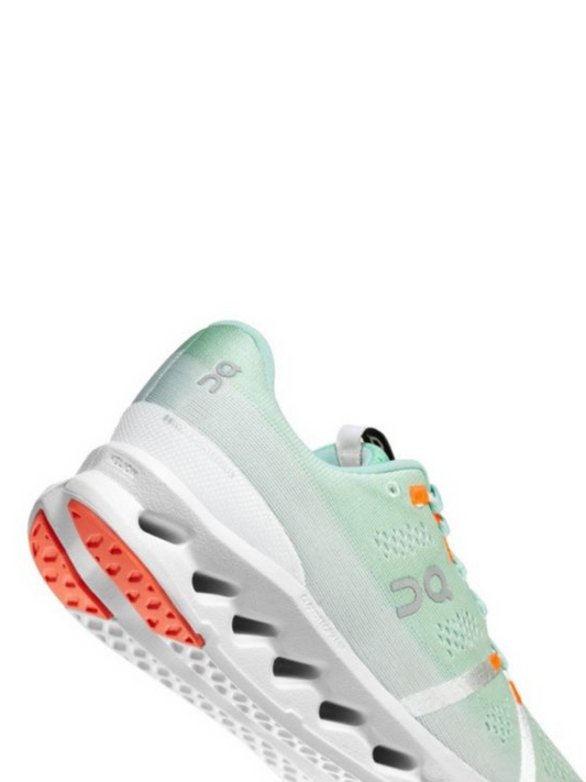 ON RUNNING CLOUDSURFER GREEN