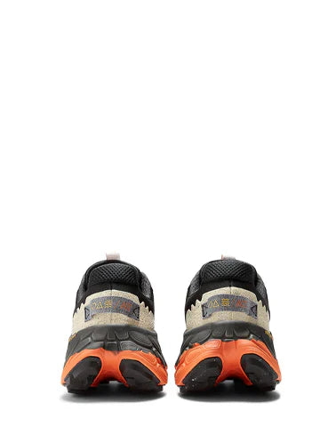 NEW BALANCE FRESH FOAM X TRAIL MORE V3 BLACK ORANGE
