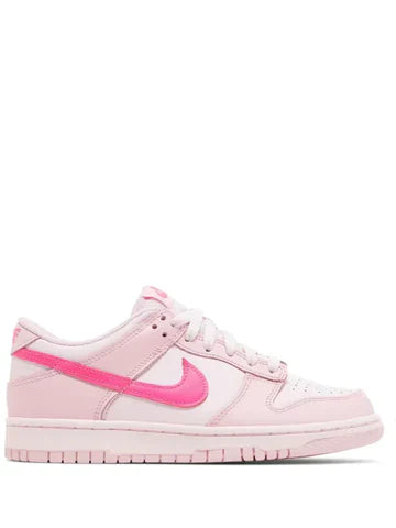 NIKE SB DUNK LOW TRIPLE PINK