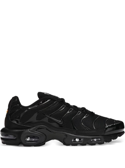 NIKE AIRMAX PLUS TRIPLE BLACK