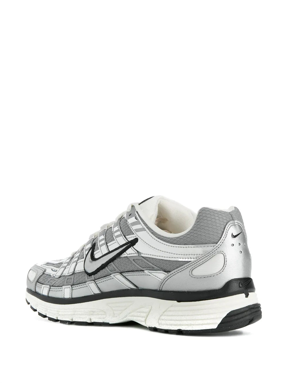 NIKE P 6000 METALIC SILVER