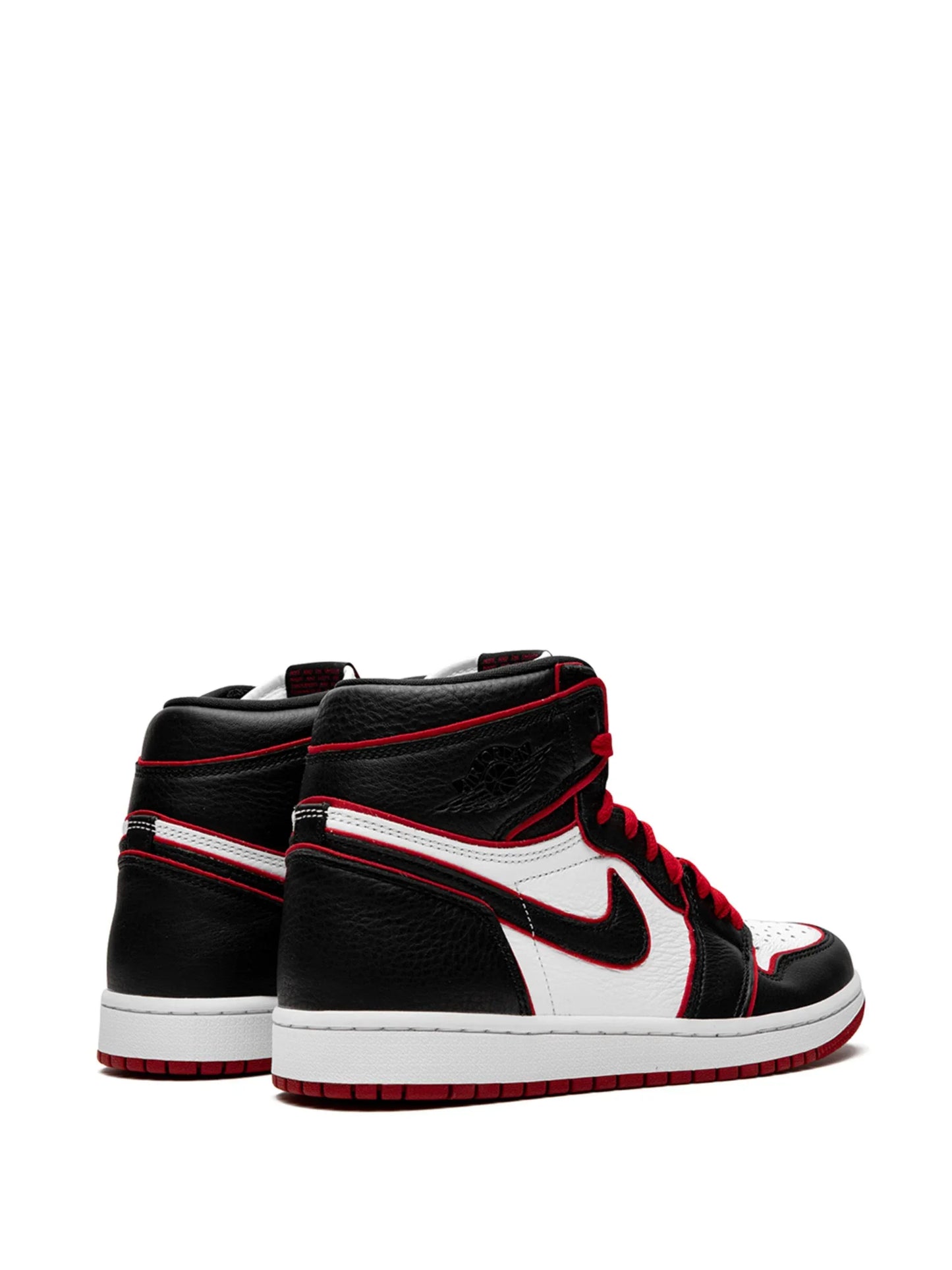 NIKE AIR JORDAN RETRO 1 BLOODLINE