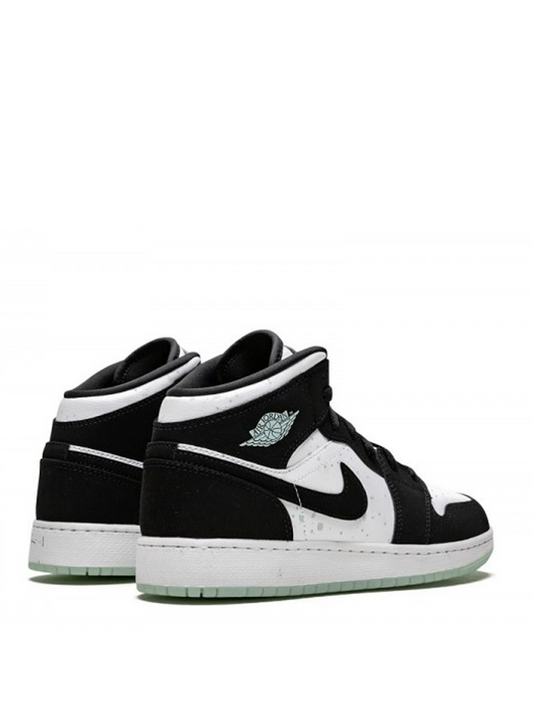 JORDAN RETRO 1 PANDA SUEDE LEATHER