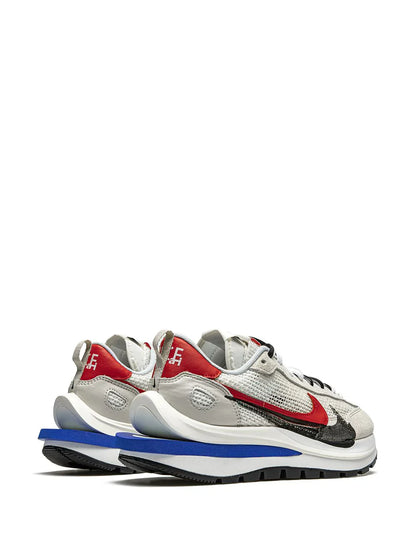 NIKE X SACAI VAPOR WAFFLE GAME ROAL RED