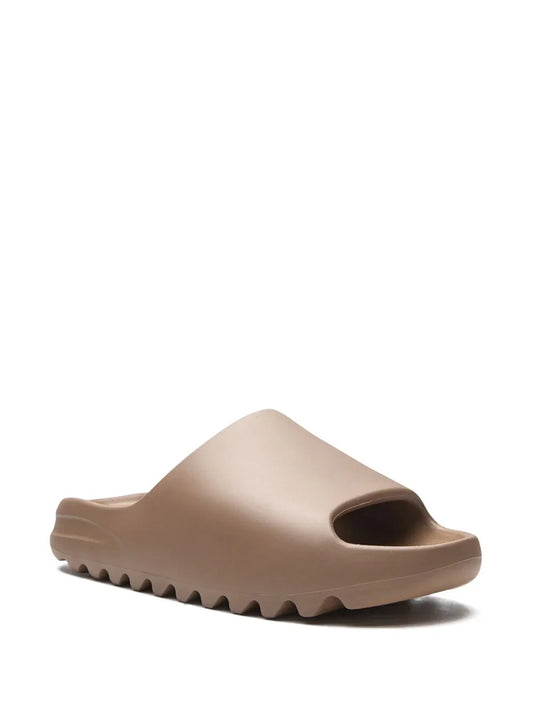 ADDIDAS YEZZY SLIDES BROWN