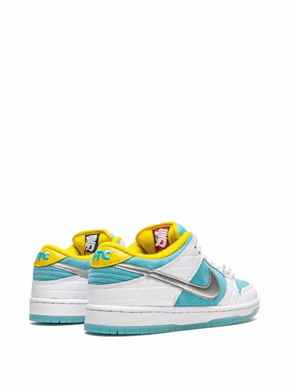NIKE SB DUNK LOW PRO FTC LAGOON PULSE