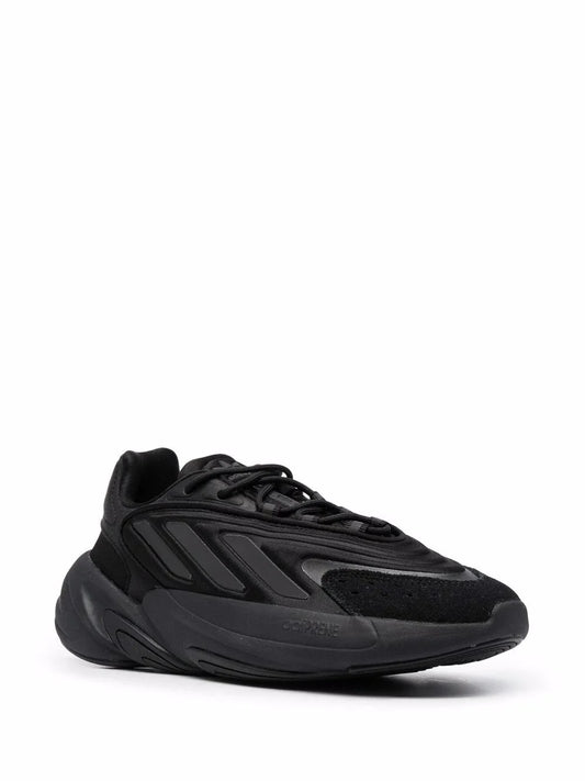 ADIDAS OZELIA TRIPLE BLACK