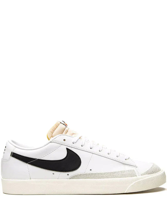 NIKEE BLAZER LOW 77 VINTAGE WHITE BLACK