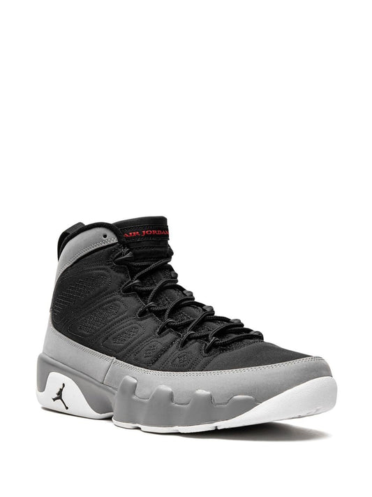 JORDAN RETRO 9 PARTICLE GREY