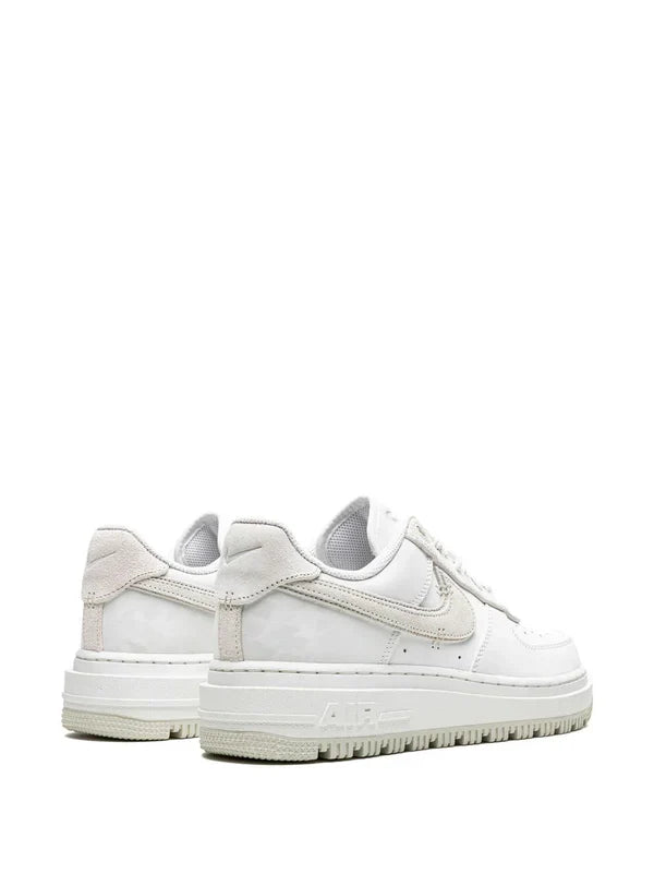 NIKEE AIRFORCE 1 LUXE SUMMIT WHITE