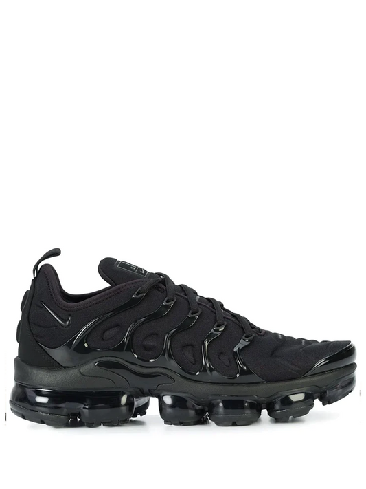 NIKE AIR VAPORMAX PLUS TRIPLE BLACK
