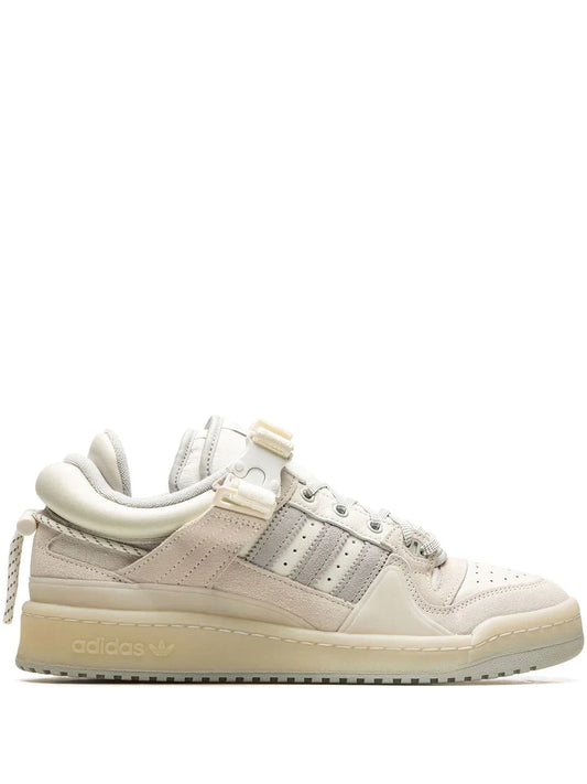ADIDASS BAD BUNNY FORUM CLOUD WHITE