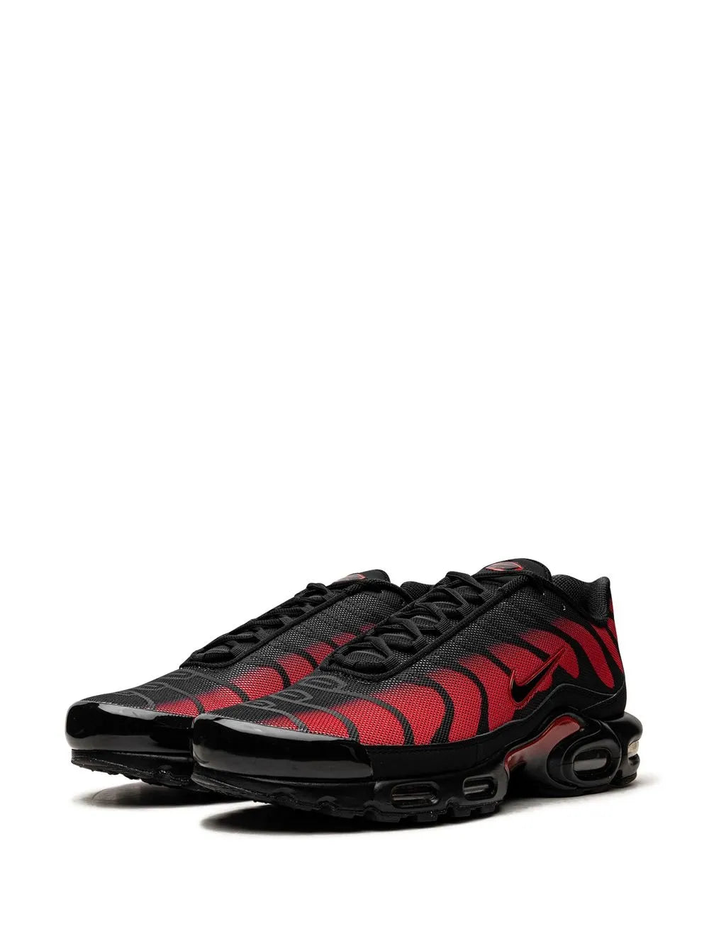 AIRMAX PLUS COLOUR CHANGE REFLECTS IN HEAT
