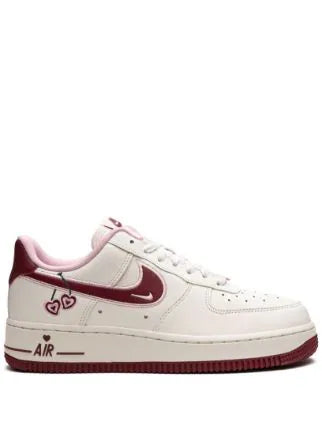NIKE AIRFORCE 1 LOW VALENTINES DAY