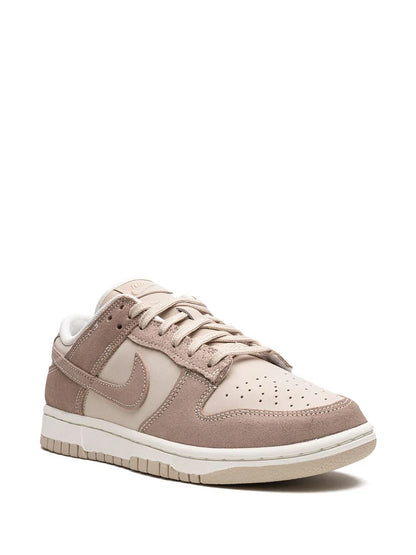 NIKE SB DUNK LOW SAND DRIFT