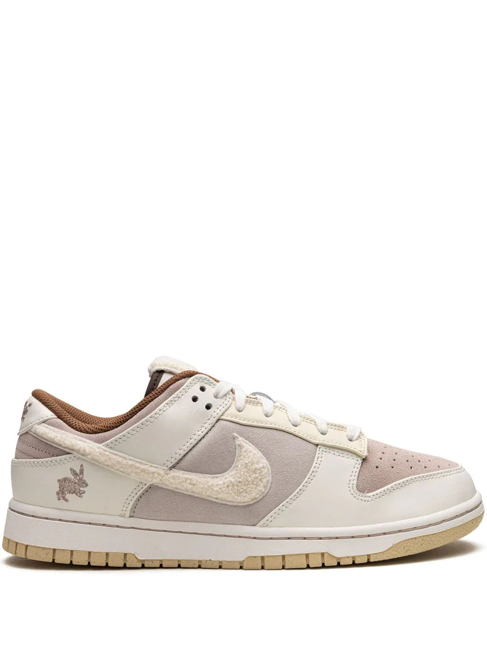 NIKEE SB DUNK LOW YEAR OF THE RABBIT