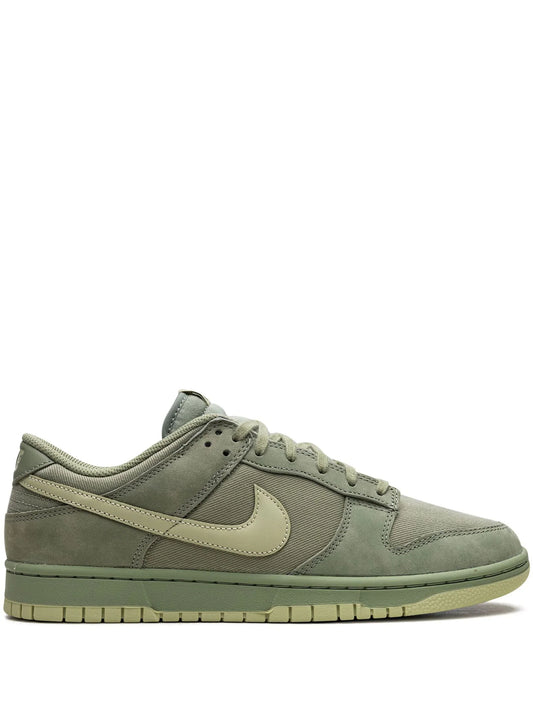 NIKEE SB DUNK LOW OIL GREEN