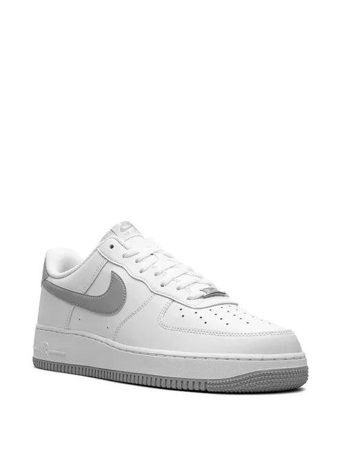 NIKE AIRFORCE 1 07 LOW DARK GREY WHITE SAIL