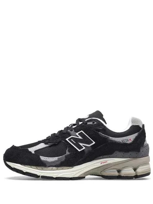 NEW BALANCE 2002R PROTECTION PACK BLACK GREY