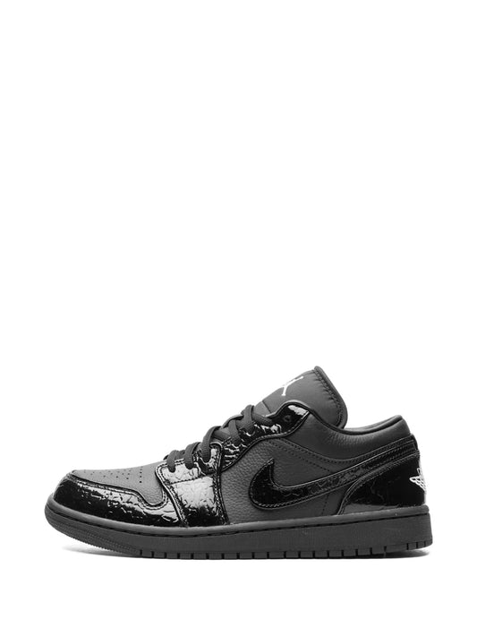 NIKEE AIR JORDAN RETRO 1 LOW BLACK CROC