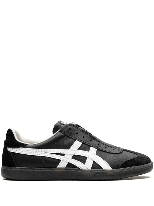 ONITSUKA TIGER SLIP ON BLACK WHITE