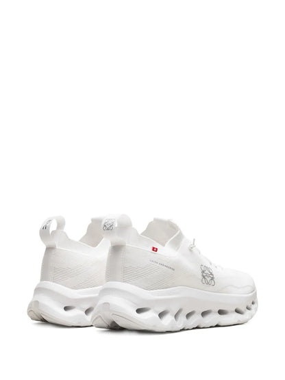 ON CLOUD RUNNING X LOEWE 2 0 FULL WHITE