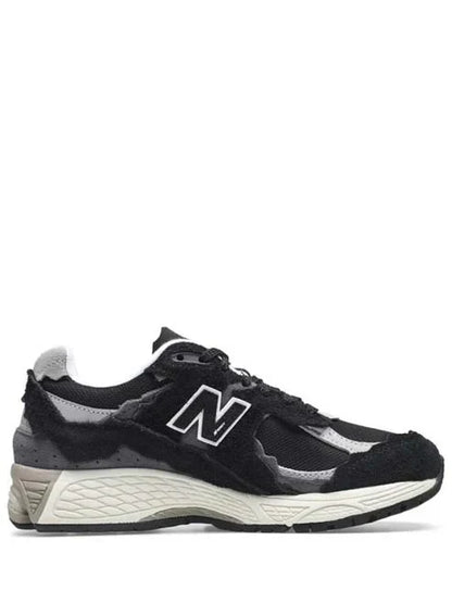NEW BALANCE 2002R PROTECTION PACK BLACK GREY