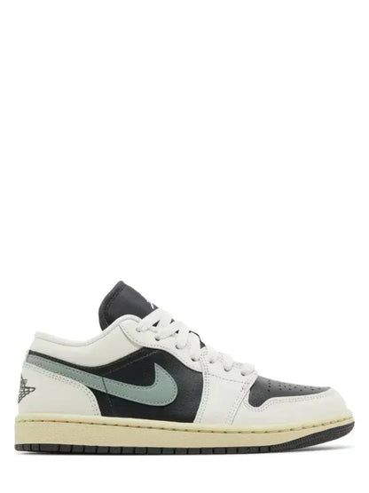 NIKEE AIR JORDAN RETRO 1 LOW JADE SMOKE