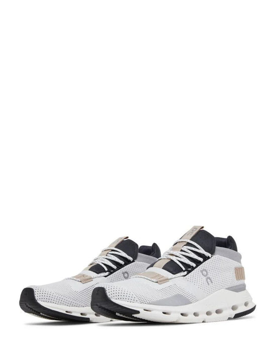 ON RUNNING CLOUDNOVA 5 WHITE SAND