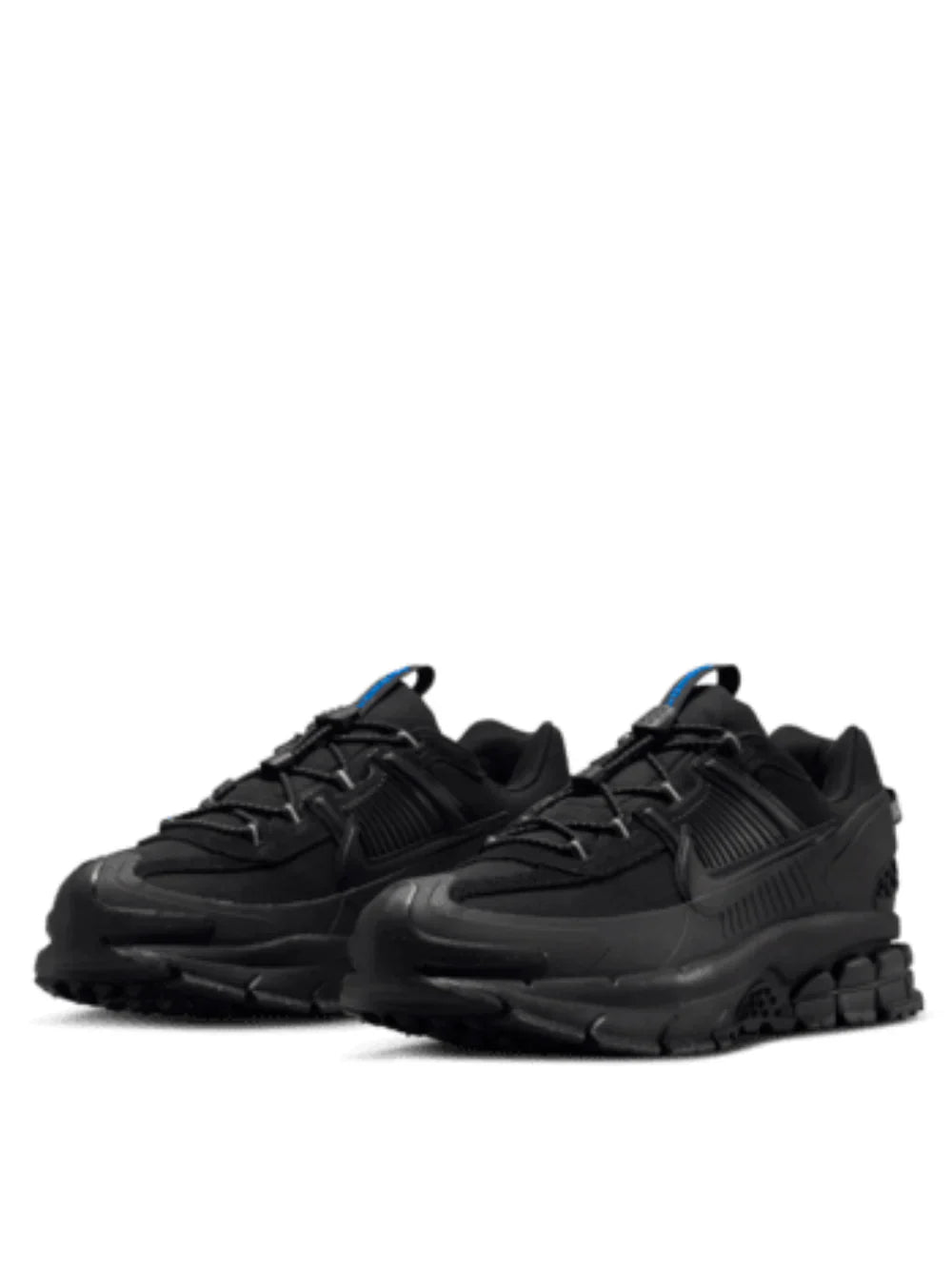 NIKEE ZOOM VOMERO ROAM TRIPLE BLACK