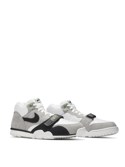 AIR TRAINER 1 WHITE BLACK VOLT